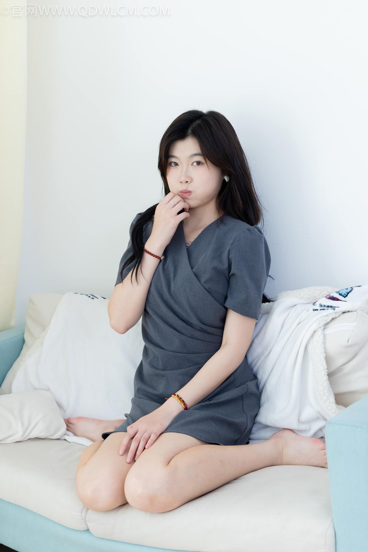 图片[117]-物恋传媒 NO.2336 樱桃-三双高跟鞋、薄肉丝、裸足[128P] – 速更版-美库