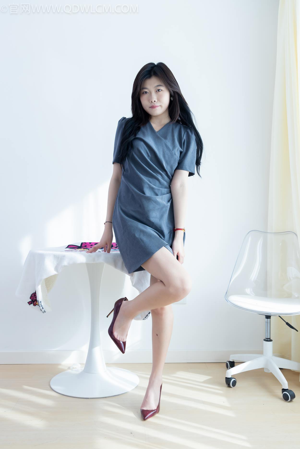 图片[95]-物恋传媒 NO.2336 樱桃-三双高跟鞋、薄肉丝、裸足[128P] – 速更版-美库