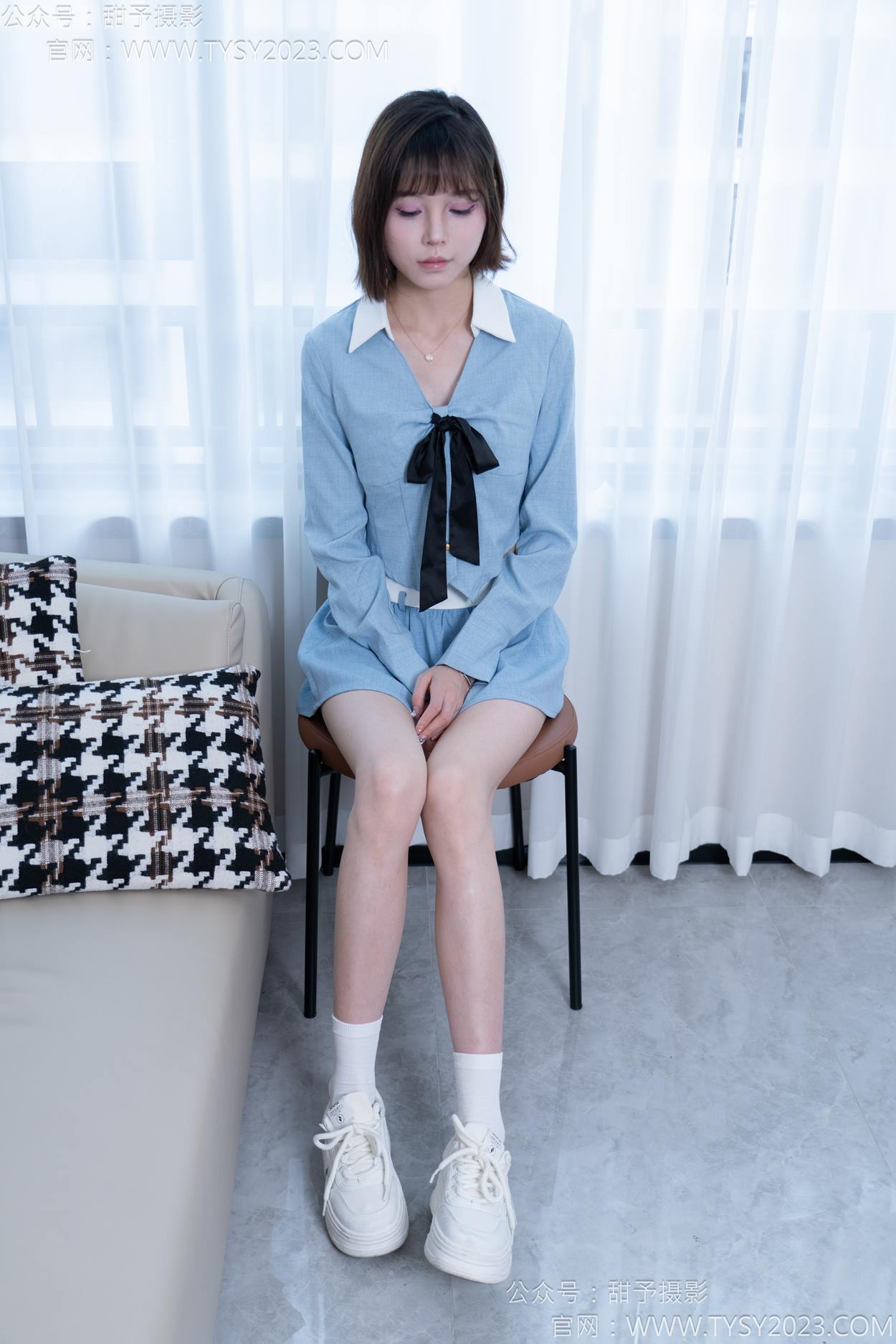 图片[33]-甜予摄影 NO.164 珞珞-板鞋、白棉袜、裸足[110P] – 速更版-美库