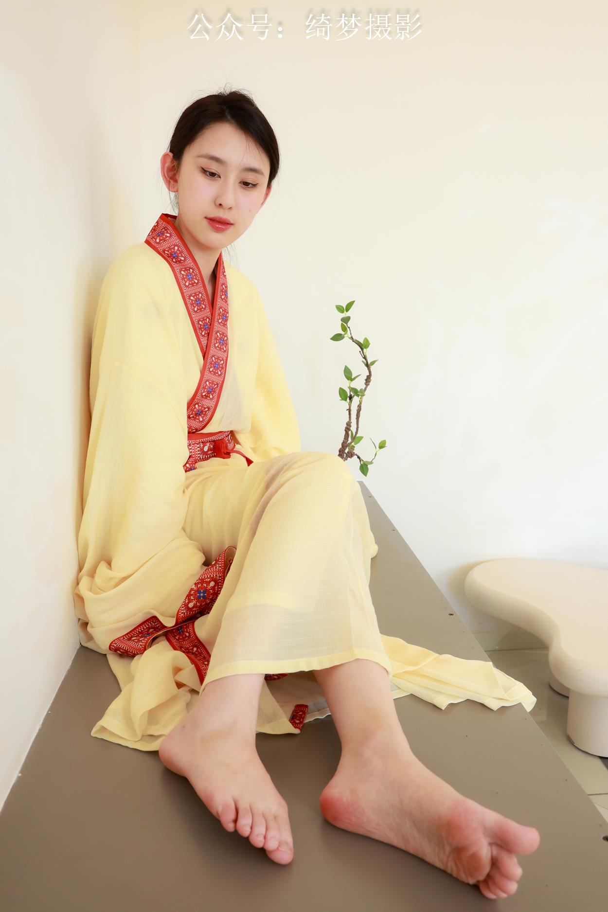 图片[26]-绮梦摄影 2024.09.10 NO.021 yaya 珍藏无修无水印版[144P] – 速更版-美库