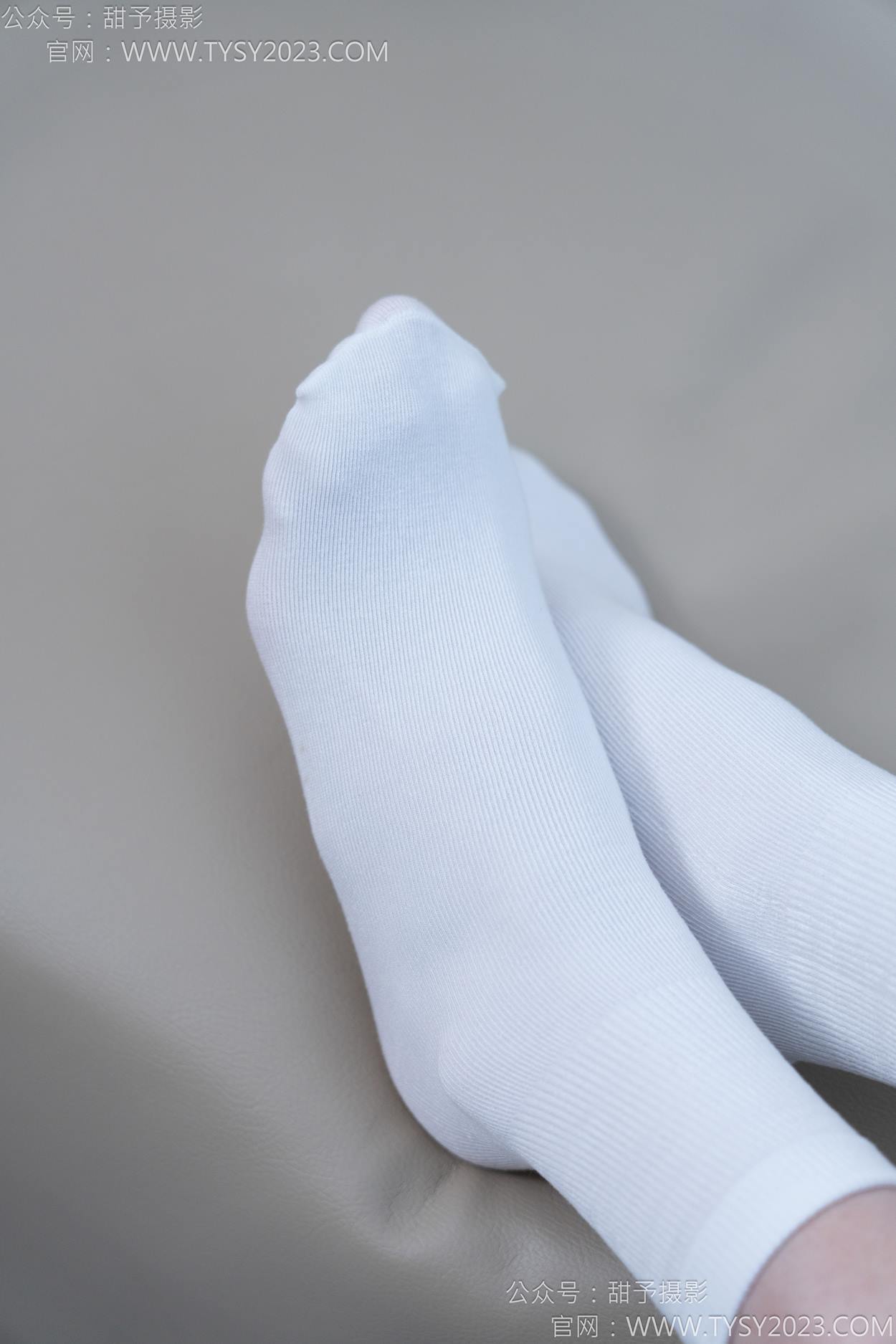 图片[66]-甜予摄影 NO.164 珞珞-板鞋、白棉袜、裸足[110P] – 速更版-美库
