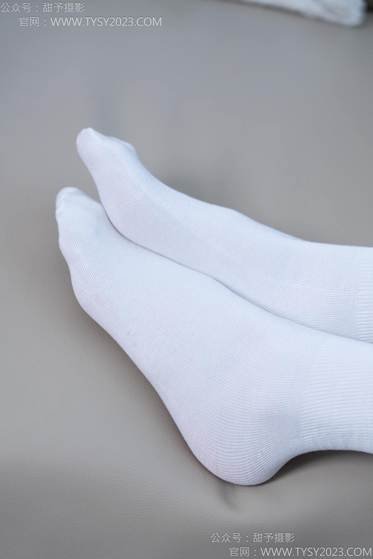 图片[68]-甜予摄影 NO.164 珞珞-板鞋、白棉袜、裸足[110P] – 速更版-美库