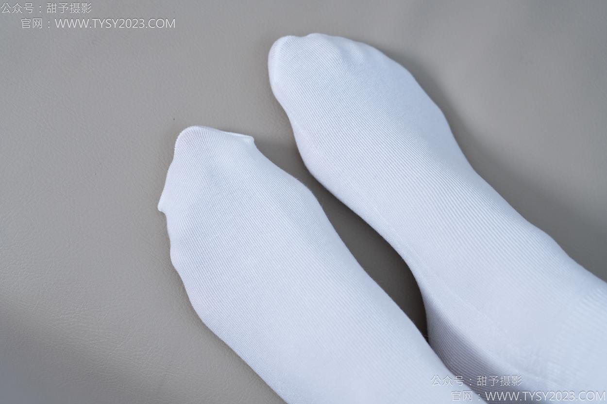 图片[73]-甜予摄影 NO.164 珞珞-板鞋、白棉袜、裸足[110P] – 速更版-美库