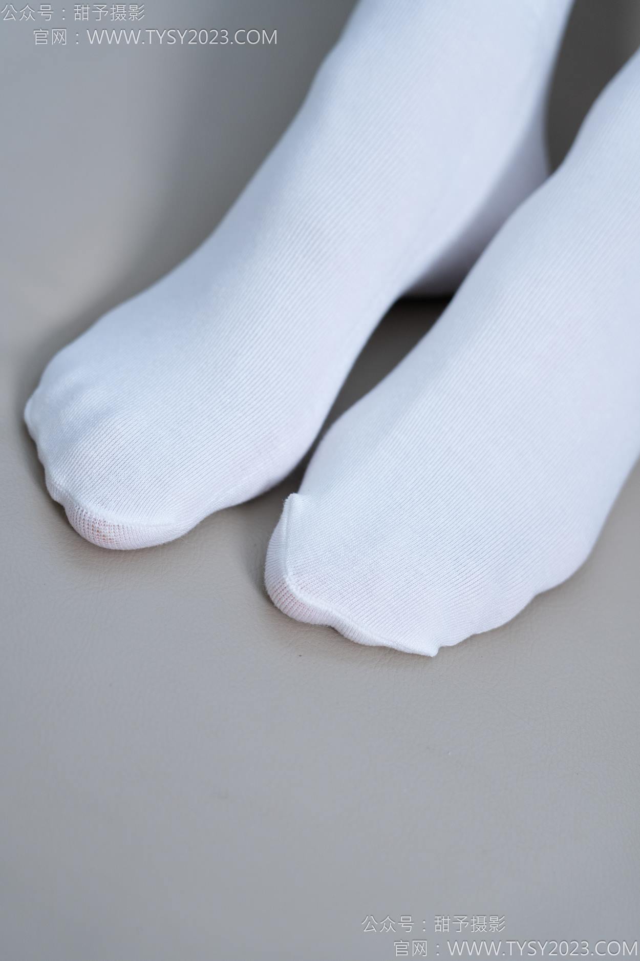 图片[74]-甜予摄影 NO.164 珞珞-板鞋、白棉袜、裸足[110P] – 速更版-美库