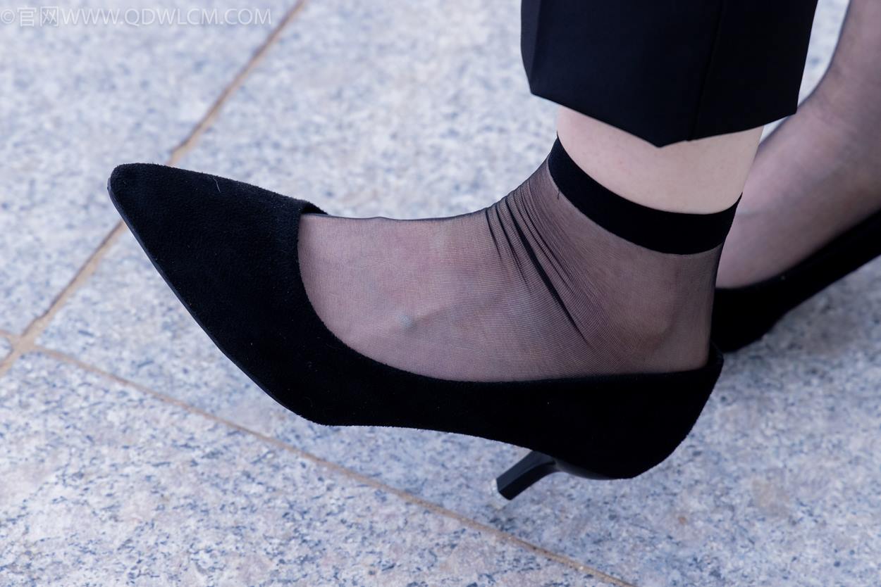 图片[10]-物恋传媒 NO.2337 小酒-高跟鞋、短黑丝、短白丝[110P] – 速更版-美库