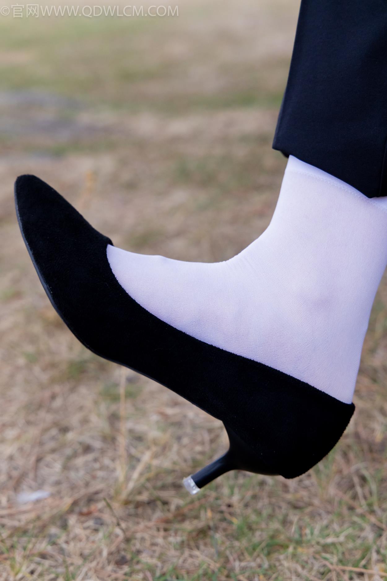 图片[36]-物恋传媒 NO.2337 小酒-高跟鞋、短黑丝、短白丝[110P] – 速更版-美库