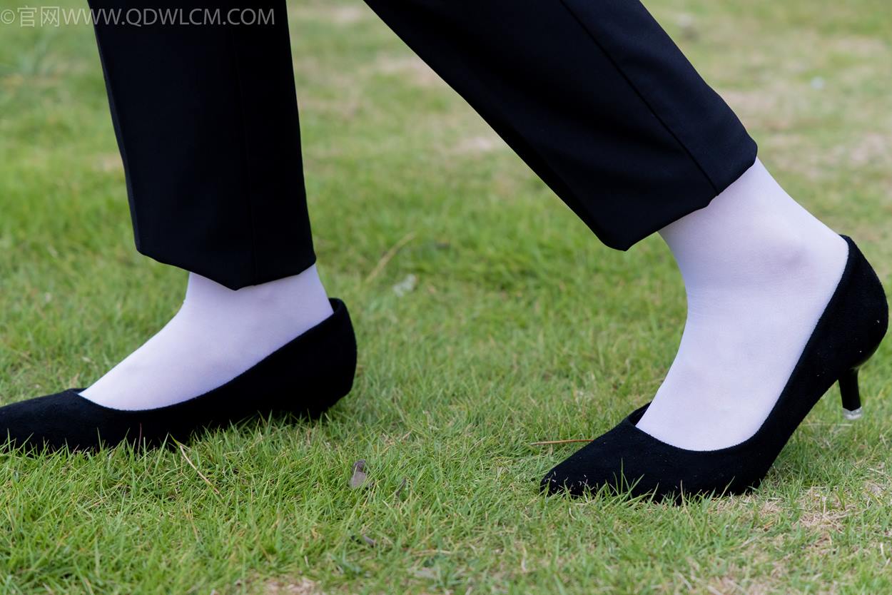 图片[38]-物恋传媒 NO.2337 小酒-高跟鞋、短黑丝、短白丝[110P] – 速更版-美库