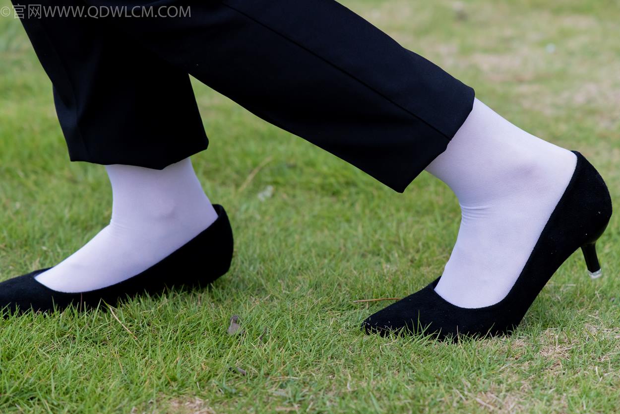 图片[39]-物恋传媒 NO.2337 小酒-高跟鞋、短黑丝、短白丝[110P] – 速更版-美库