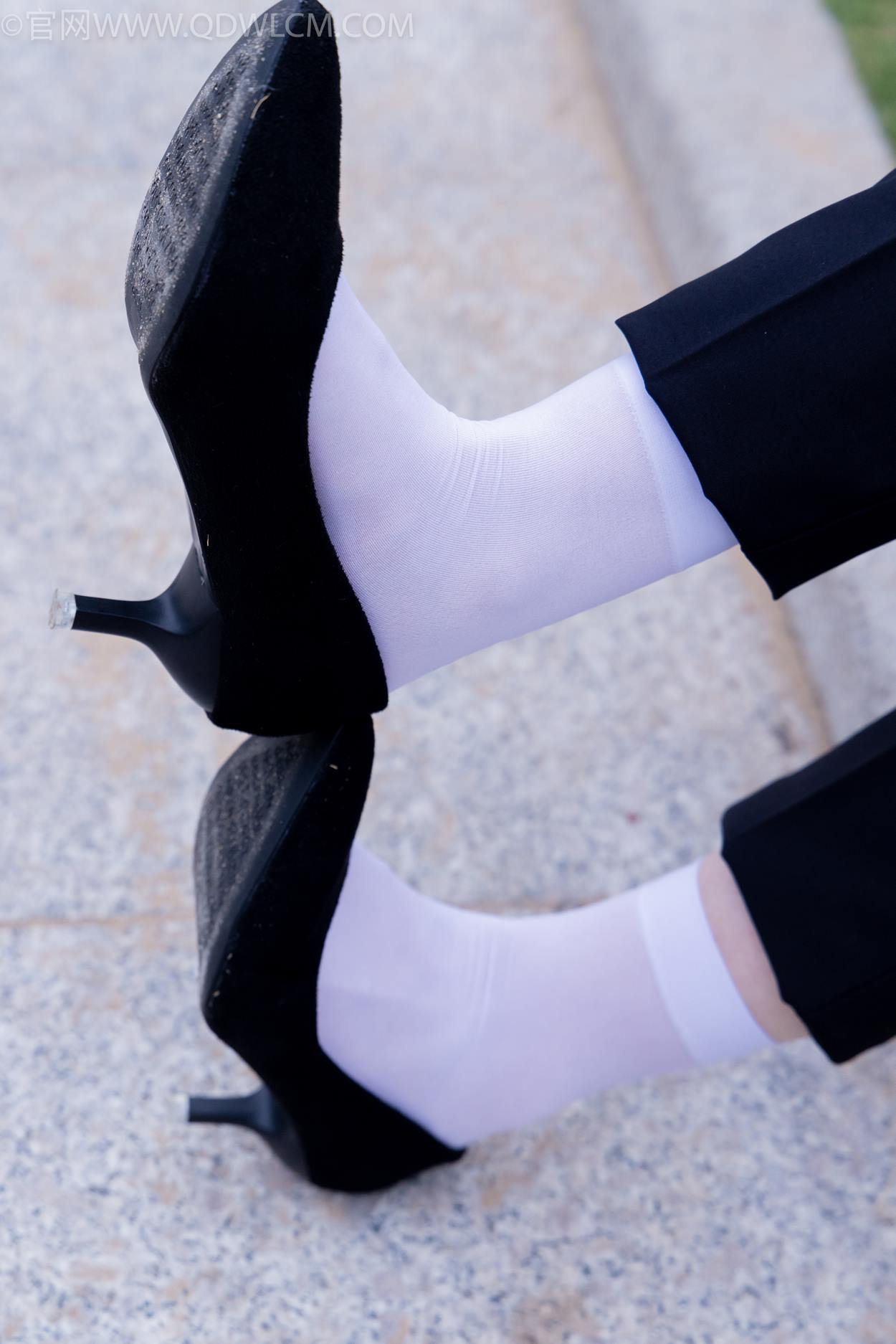 图片[46]-物恋传媒 NO.2337 小酒-高跟鞋、短黑丝、短白丝[110P] – 速更版-美库