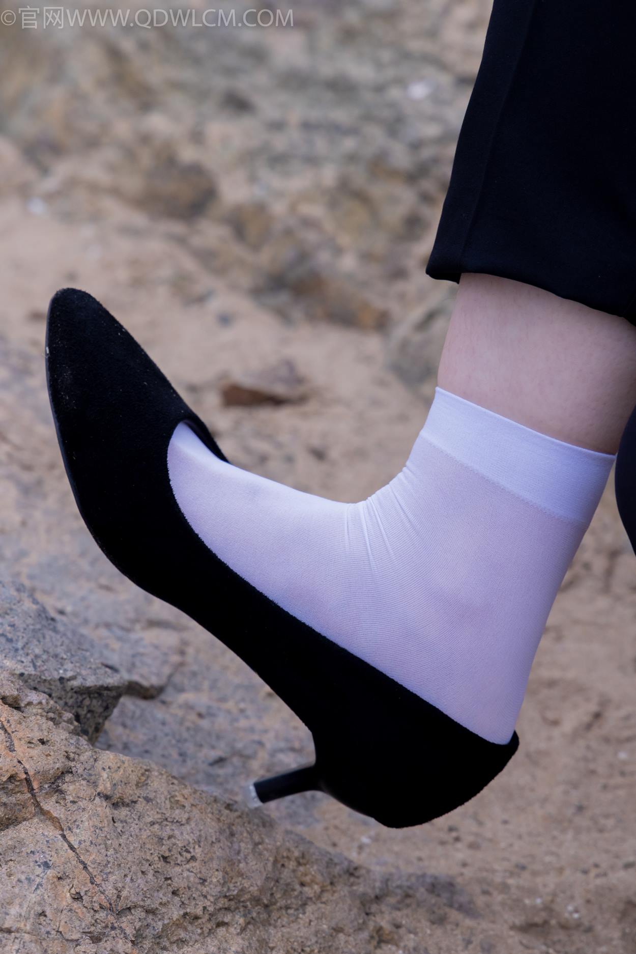 图片[73]-物恋传媒 NO.2337 小酒-高跟鞋、短黑丝、短白丝[110P] – 速更版-美库