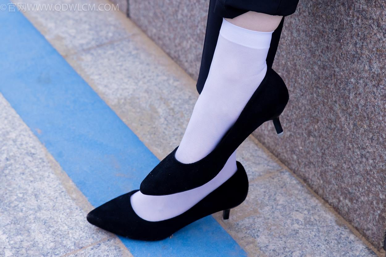 图片[110]-物恋传媒 NO.2337 小酒-高跟鞋、短黑丝、短白丝[110P] – 速更版-美库