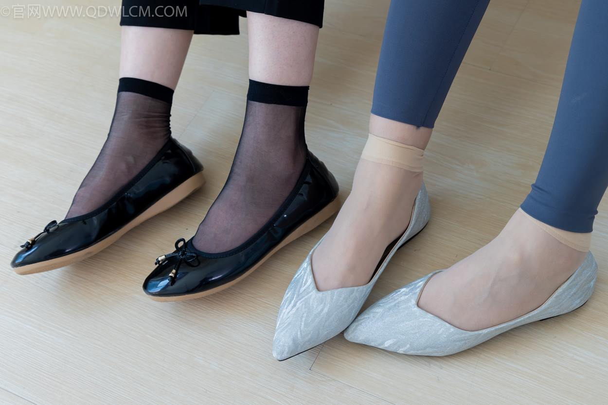 图片[22]-物恋传媒 NO.2338 菜菜&岚岚-两双平底鞋、短黑丝、短肉丝[125P] – 速更版-美库