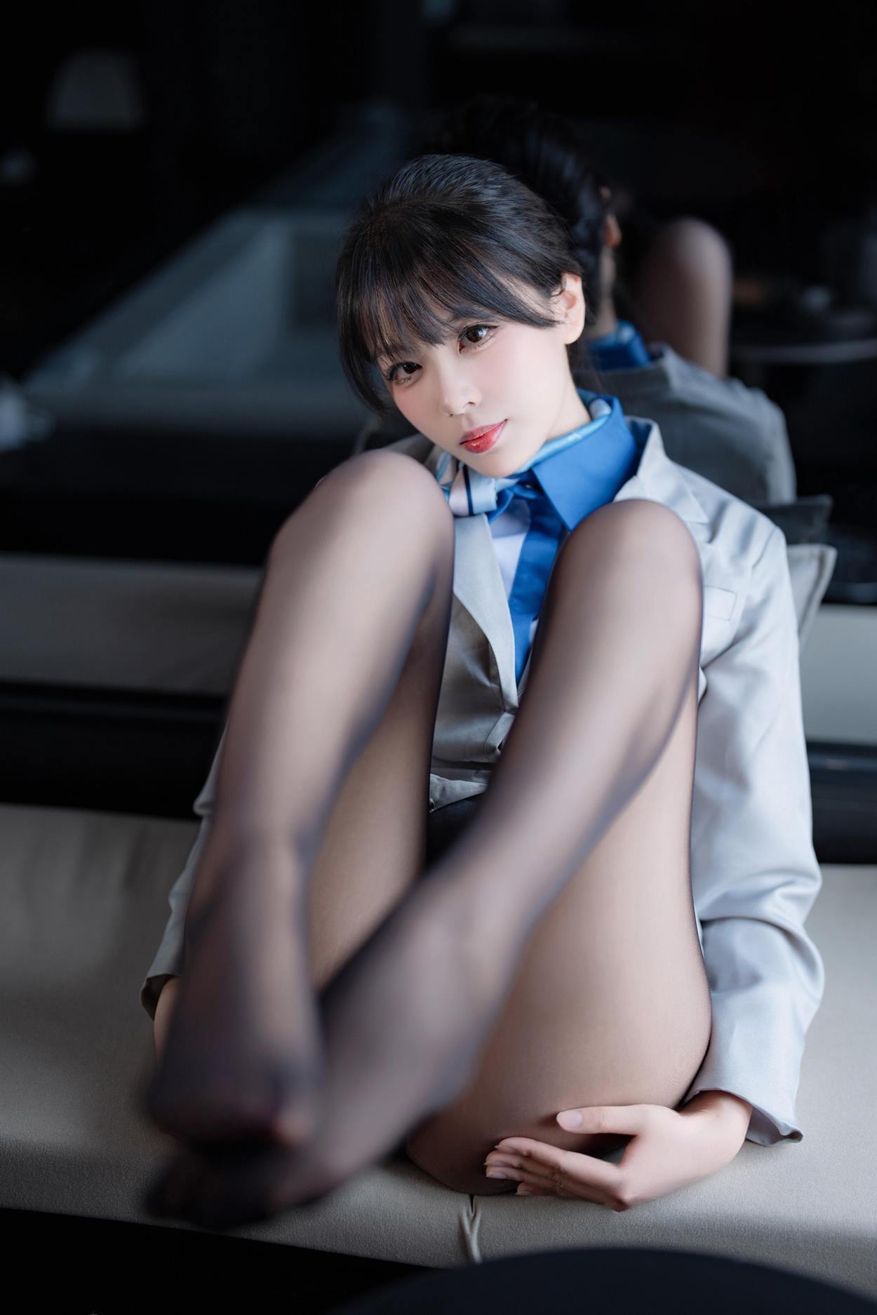 图片[33]-轩萧学姐 – 空姐室内黑丝[42P] – 速更版-美库