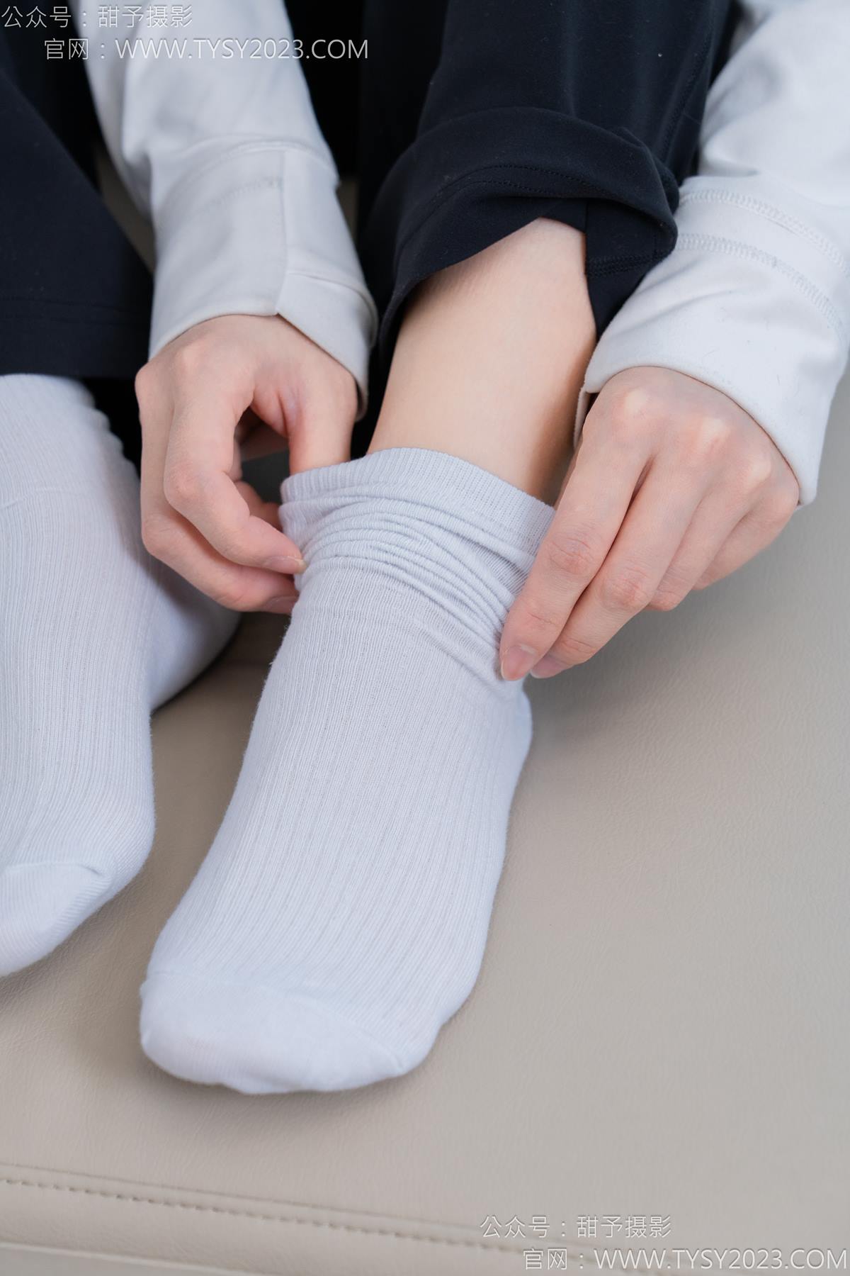 图片[12]-甜予摄影 NO.169 贝壳-帆布鞋、白棉袜、裸足[91P] – 速更版-美库