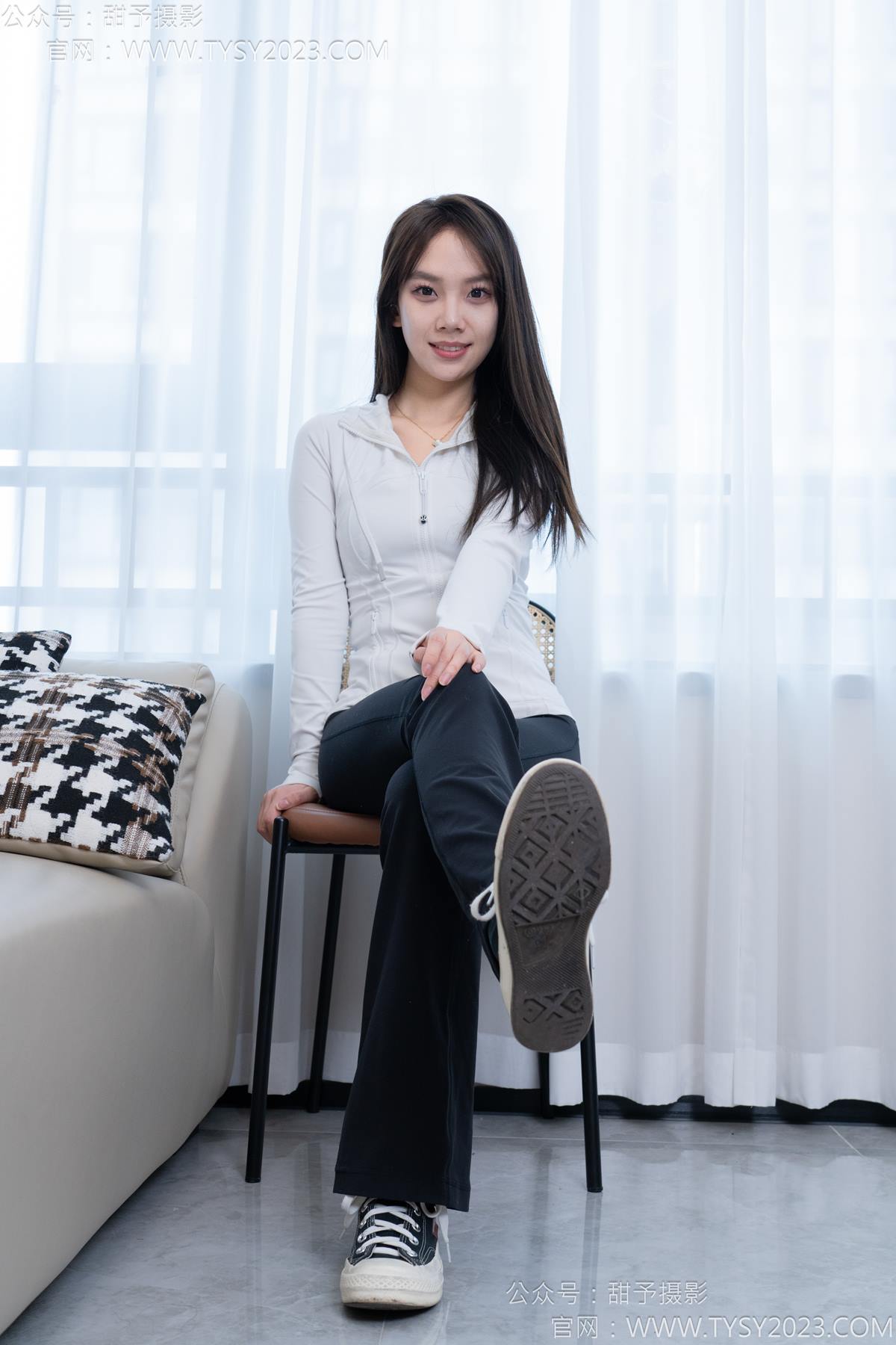 图片[15]-甜予摄影 NO.169 贝壳-帆布鞋、白棉袜、裸足[91P] – 速更版-美库