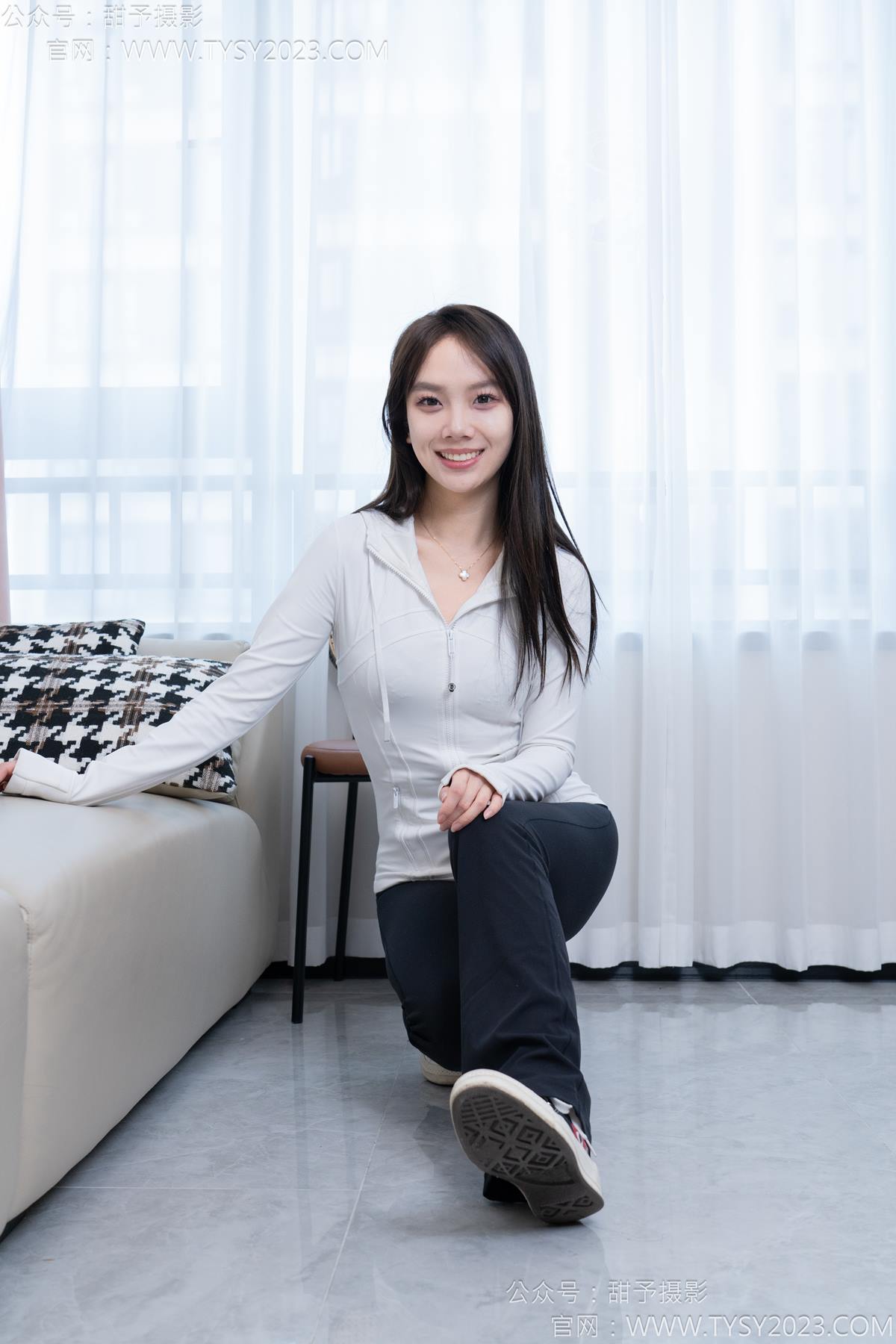 图片[20]-甜予摄影 NO.169 贝壳-帆布鞋、白棉袜、裸足[91P] – 速更版-美库