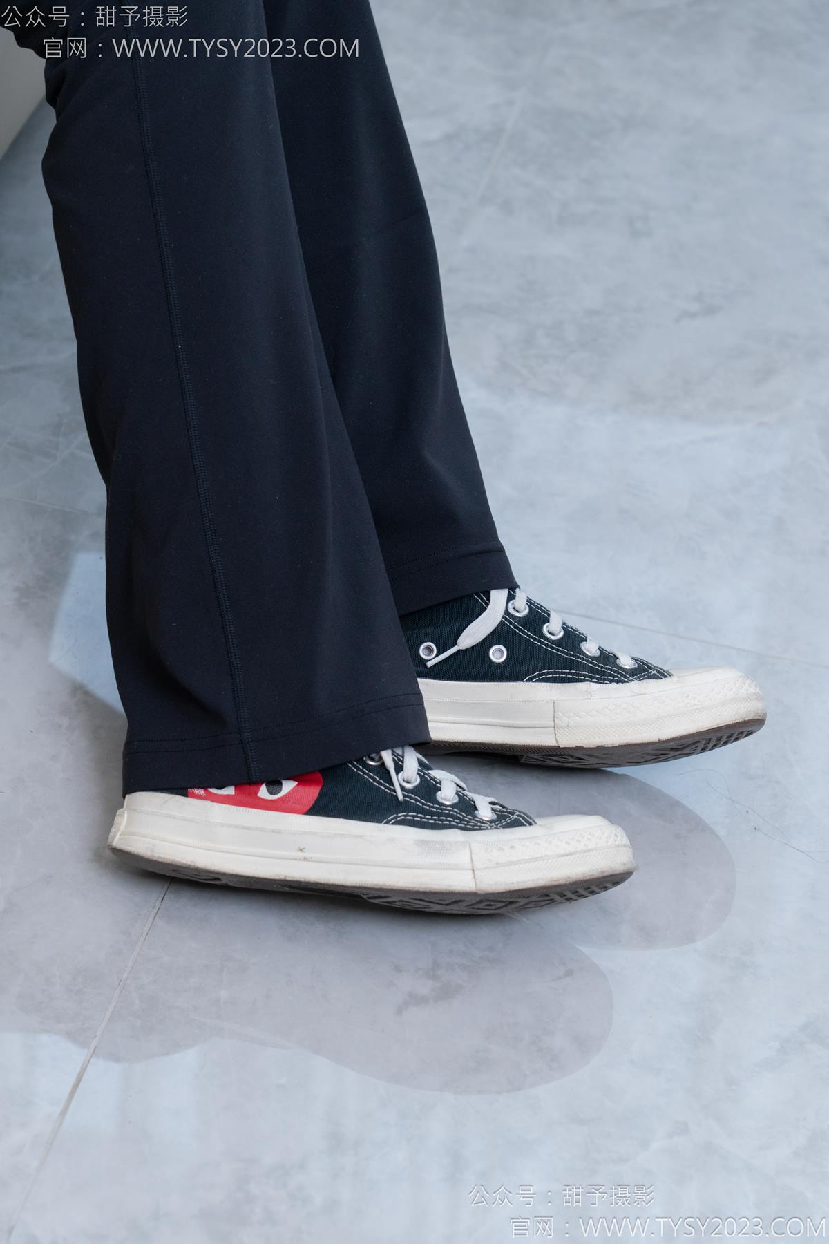 图片[22]-甜予摄影 NO.169 贝壳-帆布鞋、白棉袜、裸足[91P] – 速更版-美库