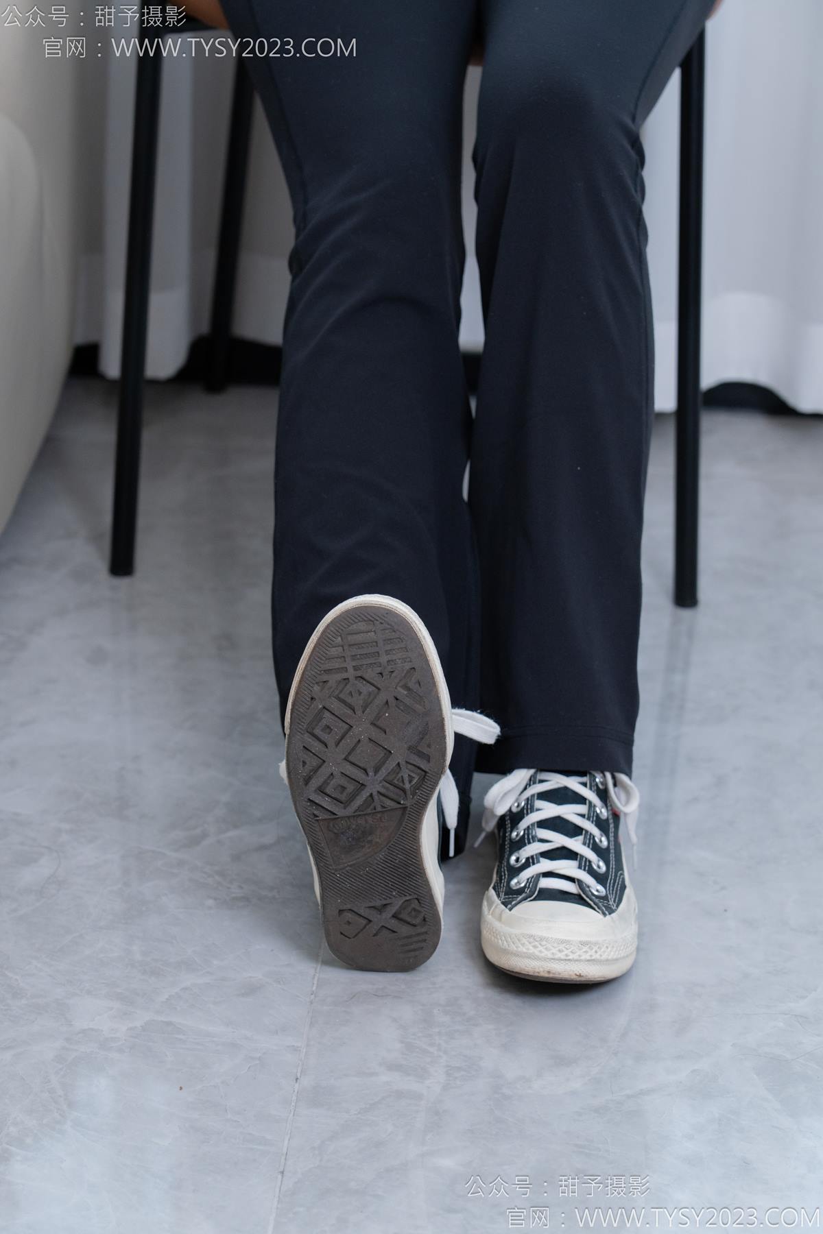 图片[24]-甜予摄影 NO.169 贝壳-帆布鞋、白棉袜、裸足[91P] – 速更版-美库