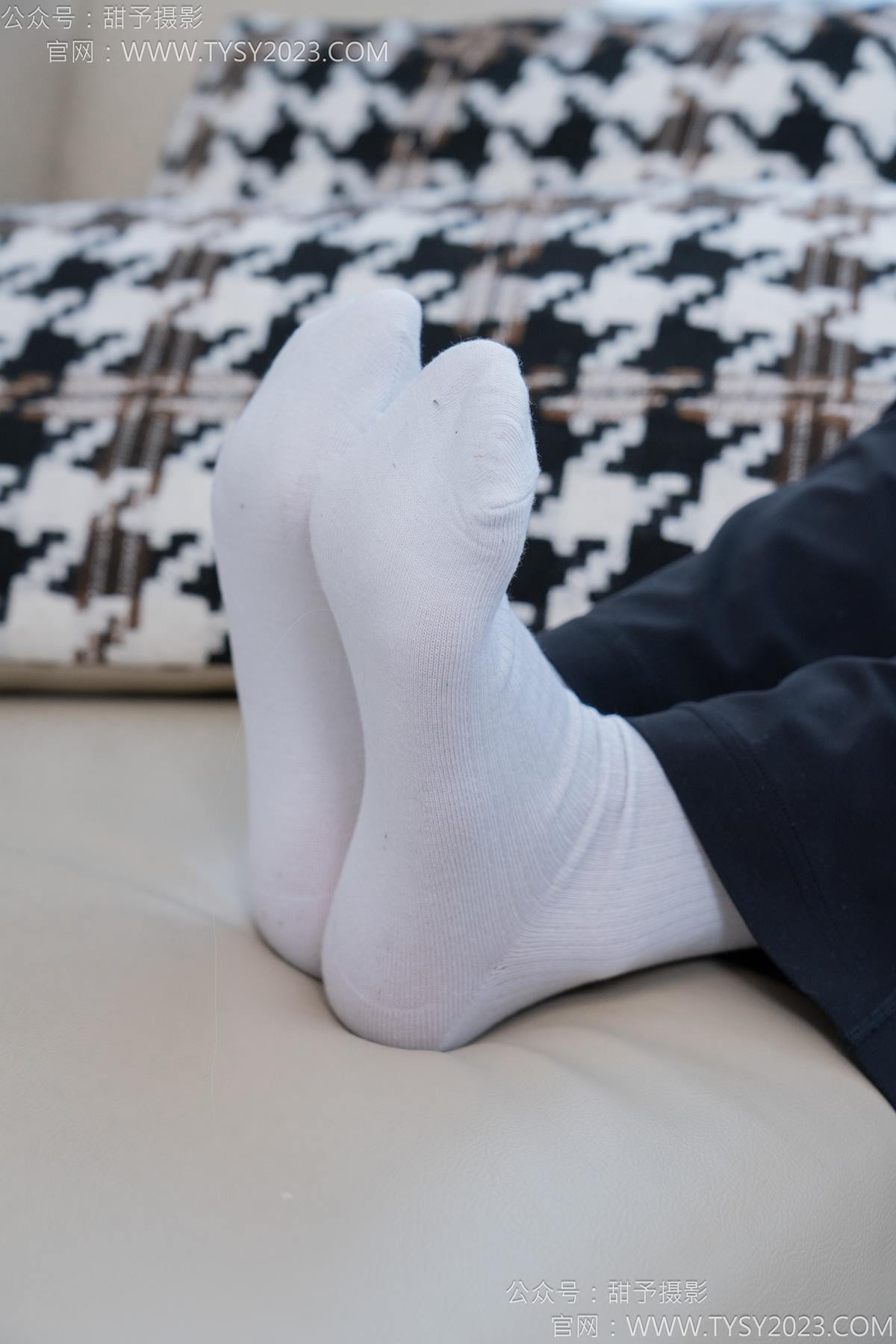 图片[25]-甜予摄影 NO.169 贝壳-帆布鞋、白棉袜、裸足[91P] – 速更版-美库