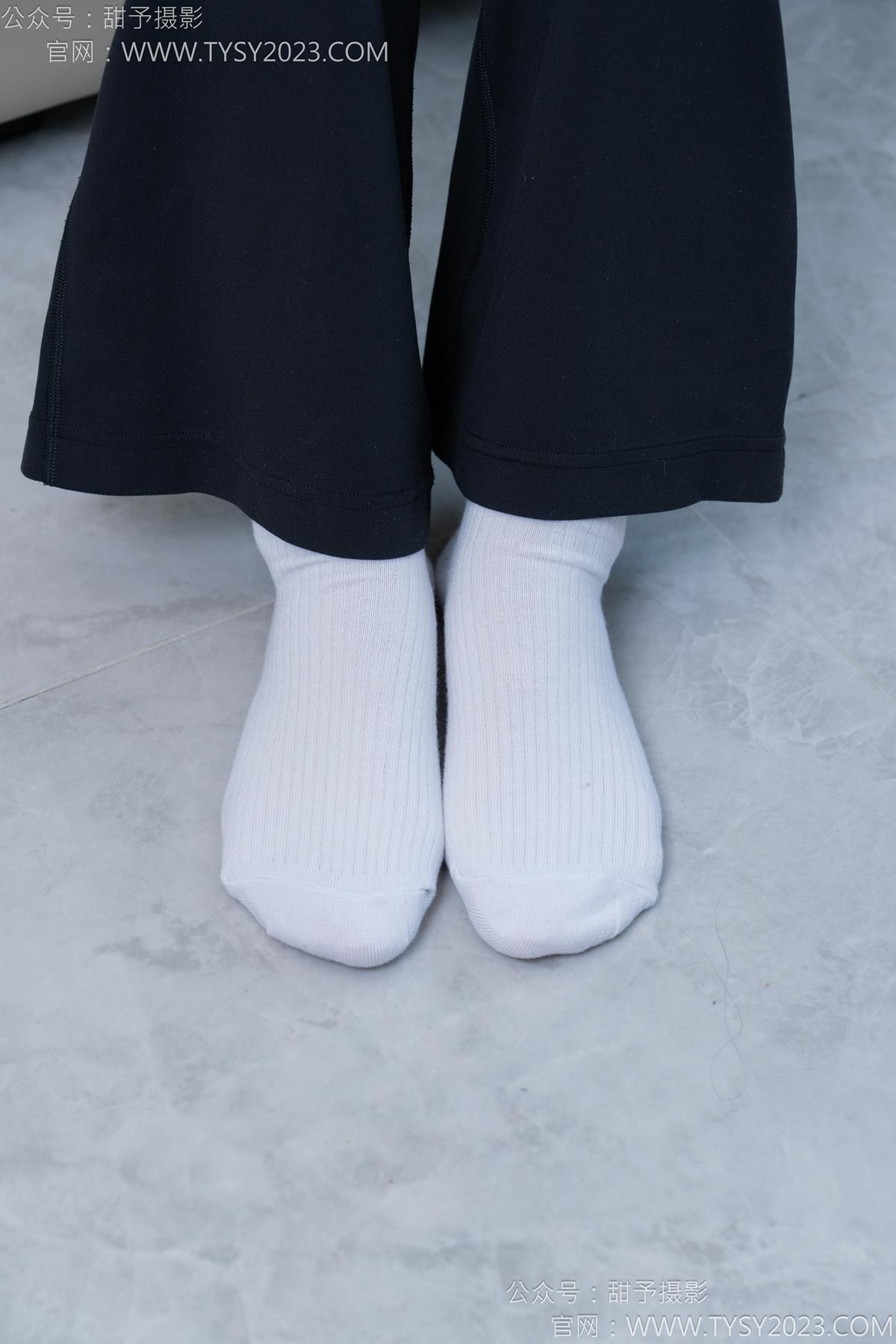 图片[26]-甜予摄影 NO.169 贝壳-帆布鞋、白棉袜、裸足[91P] – 速更版-美库