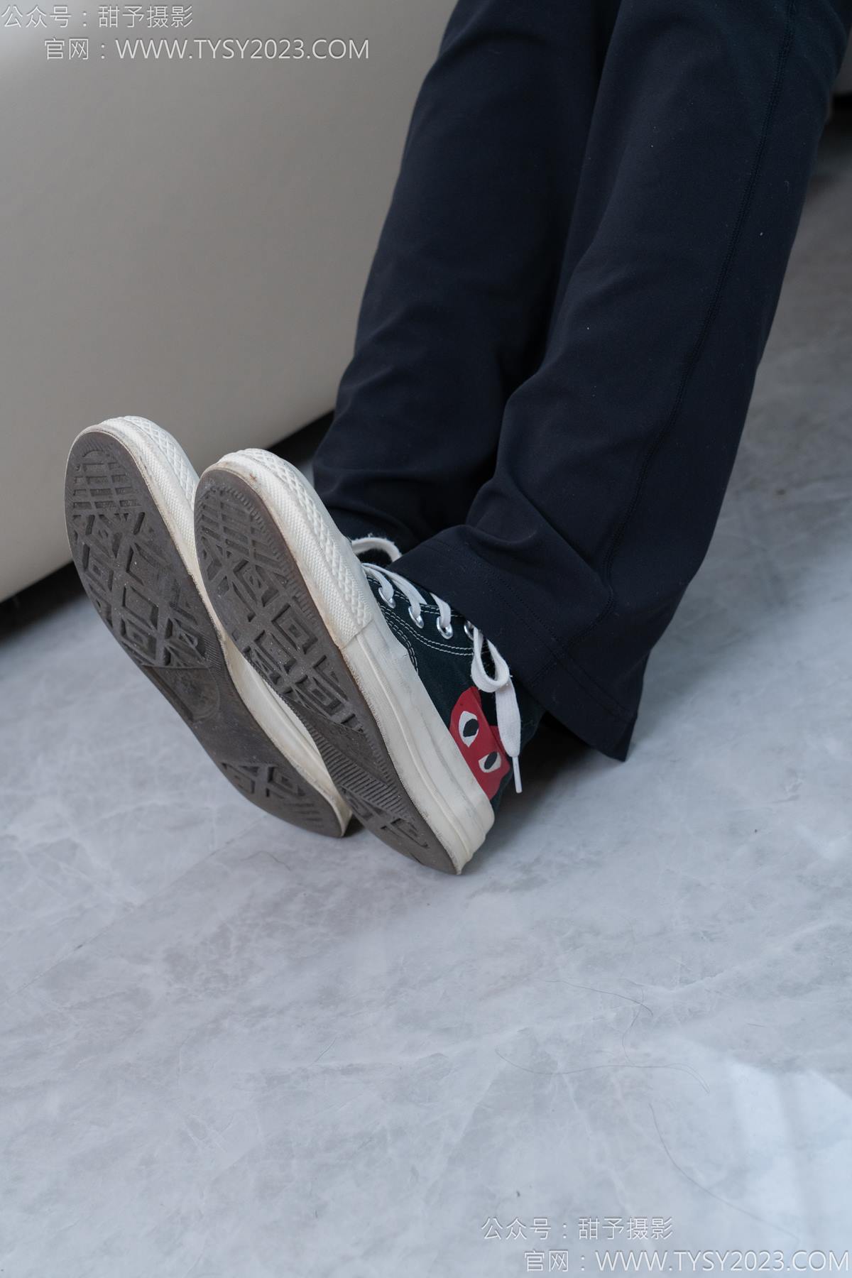 图片[27]-甜予摄影 NO.169 贝壳-帆布鞋、白棉袜、裸足[91P] – 速更版-美库