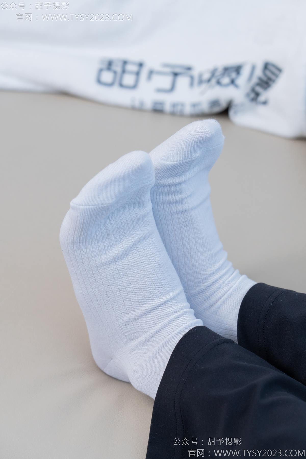 图片[28]-甜予摄影 NO.169 贝壳-帆布鞋、白棉袜、裸足[91P] – 速更版-美库