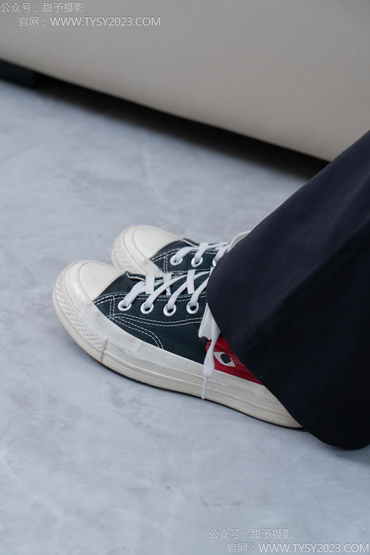 图片[35]-甜予摄影 NO.169 贝壳-帆布鞋、白棉袜、裸足[91P] – 速更版-美库