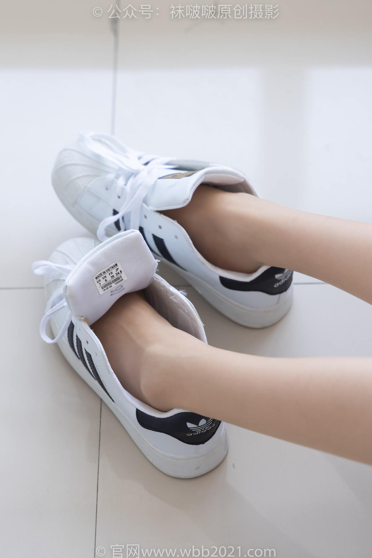 图片[38]-[BoBoSocks袜啵啵]NO.541 稚予-两双板鞋、薄灰丝、薄肉丝、jk制服[98P] – 速更版-美库