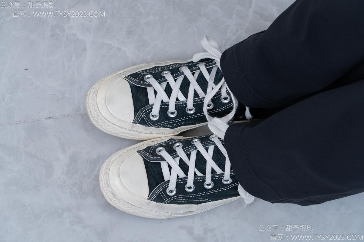 图片[60]-甜予摄影 NO.169 贝壳-帆布鞋、白棉袜、裸足[91P] – 速更版-美库
