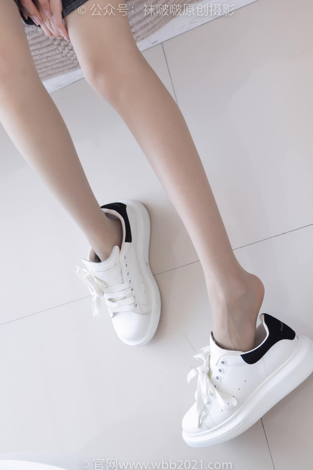 图片[49]-[BoBoSocks袜啵啵]NO.541 稚予-两双板鞋、薄灰丝、薄肉丝、jk制服[98P] – 速更版-美库