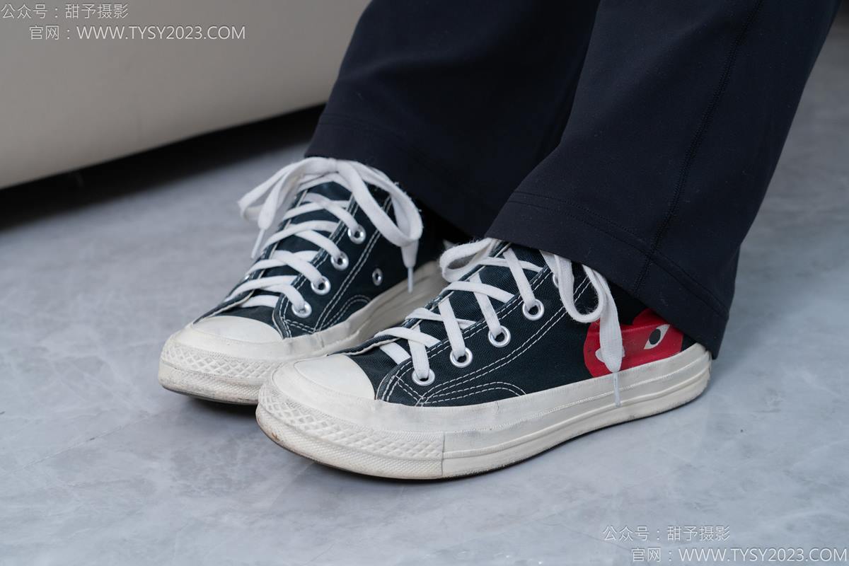 图片[68]-甜予摄影 NO.169 贝壳-帆布鞋、白棉袜、裸足[91P] – 速更版-美库