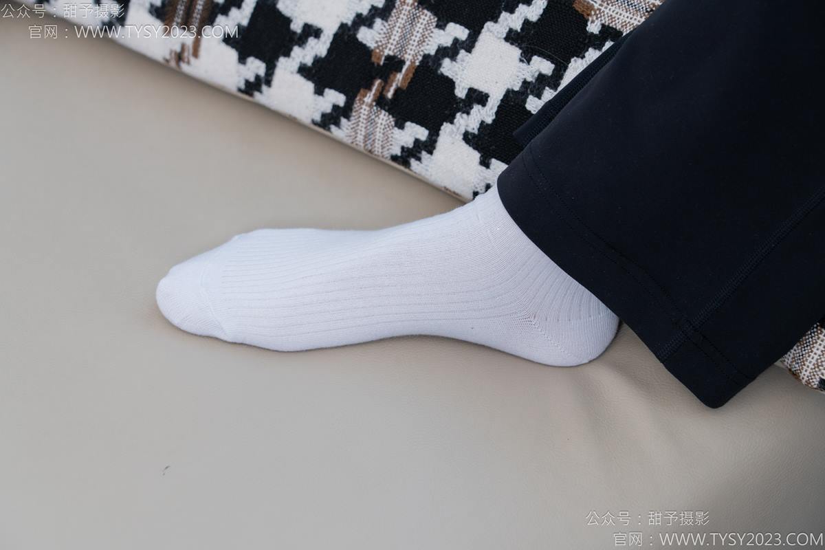 图片[76]-甜予摄影 NO.169 贝壳-帆布鞋、白棉袜、裸足[91P] – 速更版-美库
