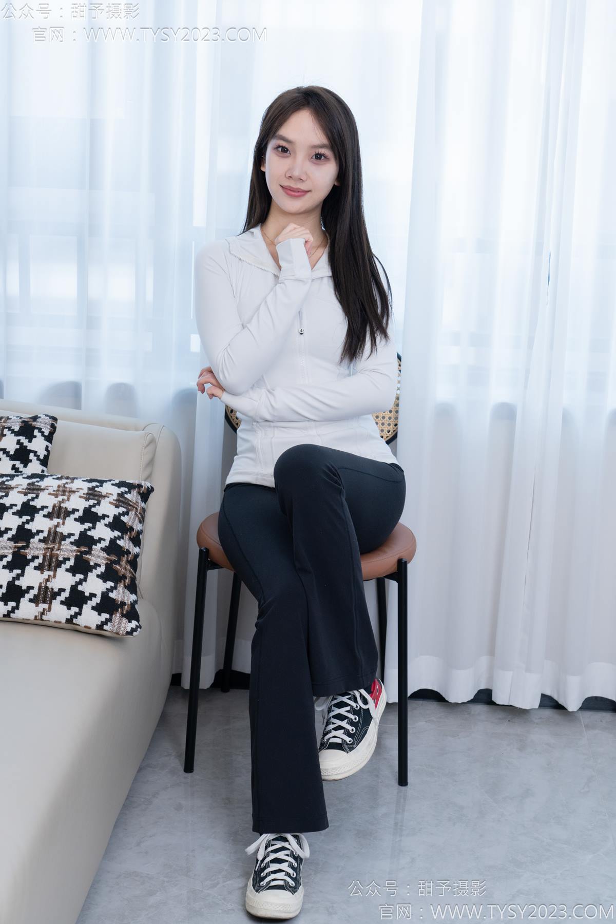 图片[91]-甜予摄影 NO.169 贝壳-帆布鞋、白棉袜、裸足[91P] – 速更版-美库