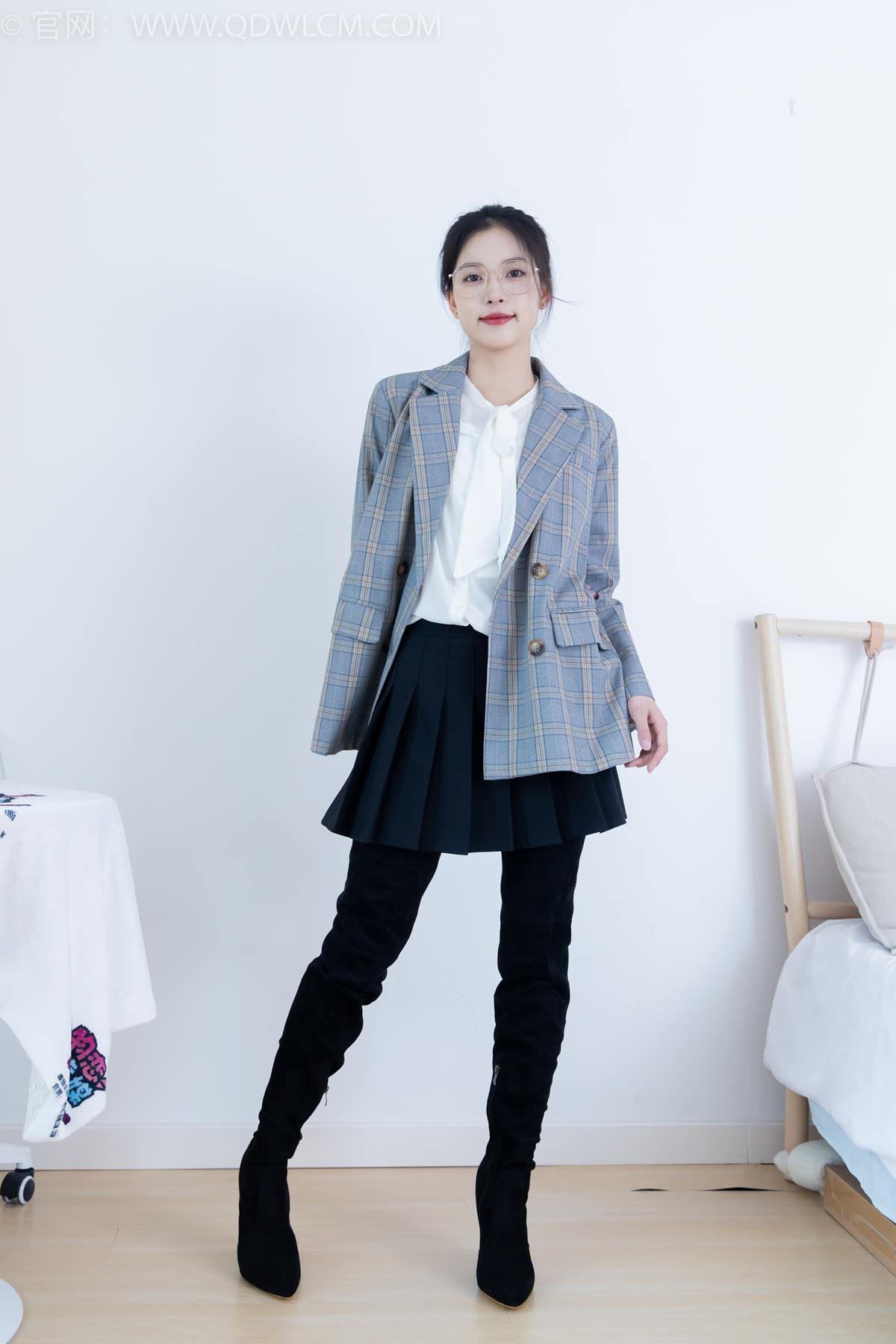 图片[10]-物恋传媒 NO.2349 茯苓-高跟长靴、高跟凉鞋、厚肉丝、薄黑丝[136P] – 速更版-美库