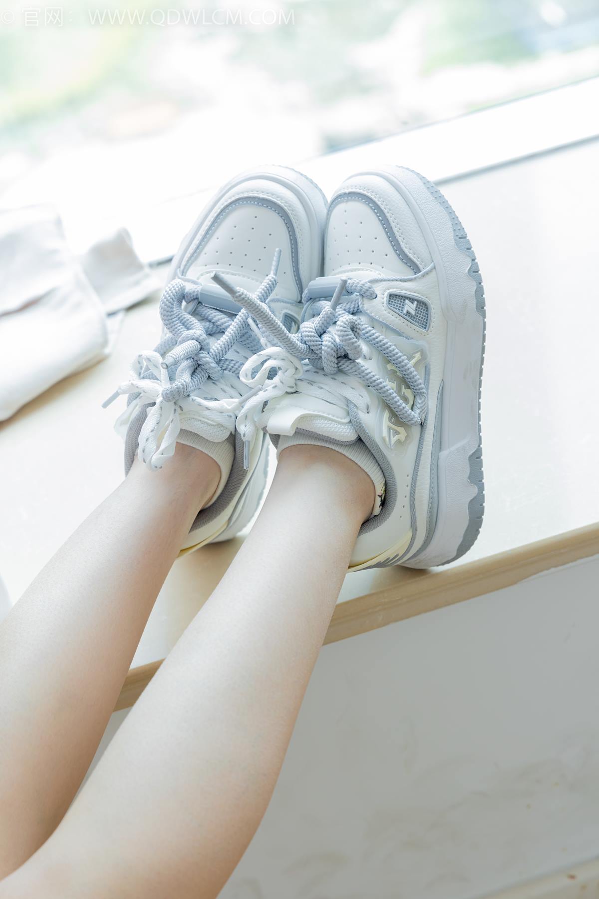 图片[38]-物恋传媒 NO.2348 小曦-板鞋、白棉袜、裸足[155P] – 速更版-美库