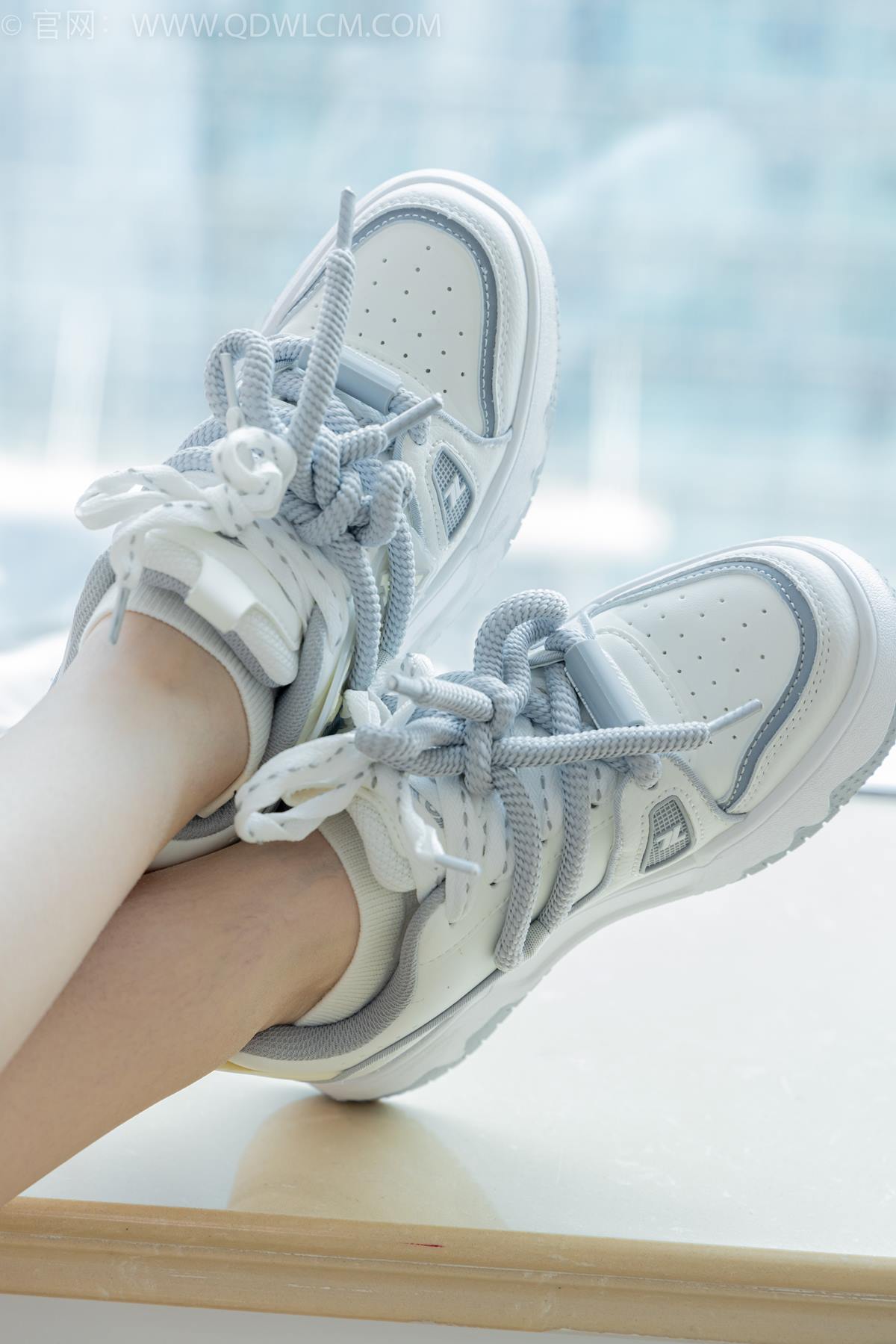 图片[40]-物恋传媒 NO.2348 小曦-板鞋、白棉袜、裸足[155P] – 速更版-美库