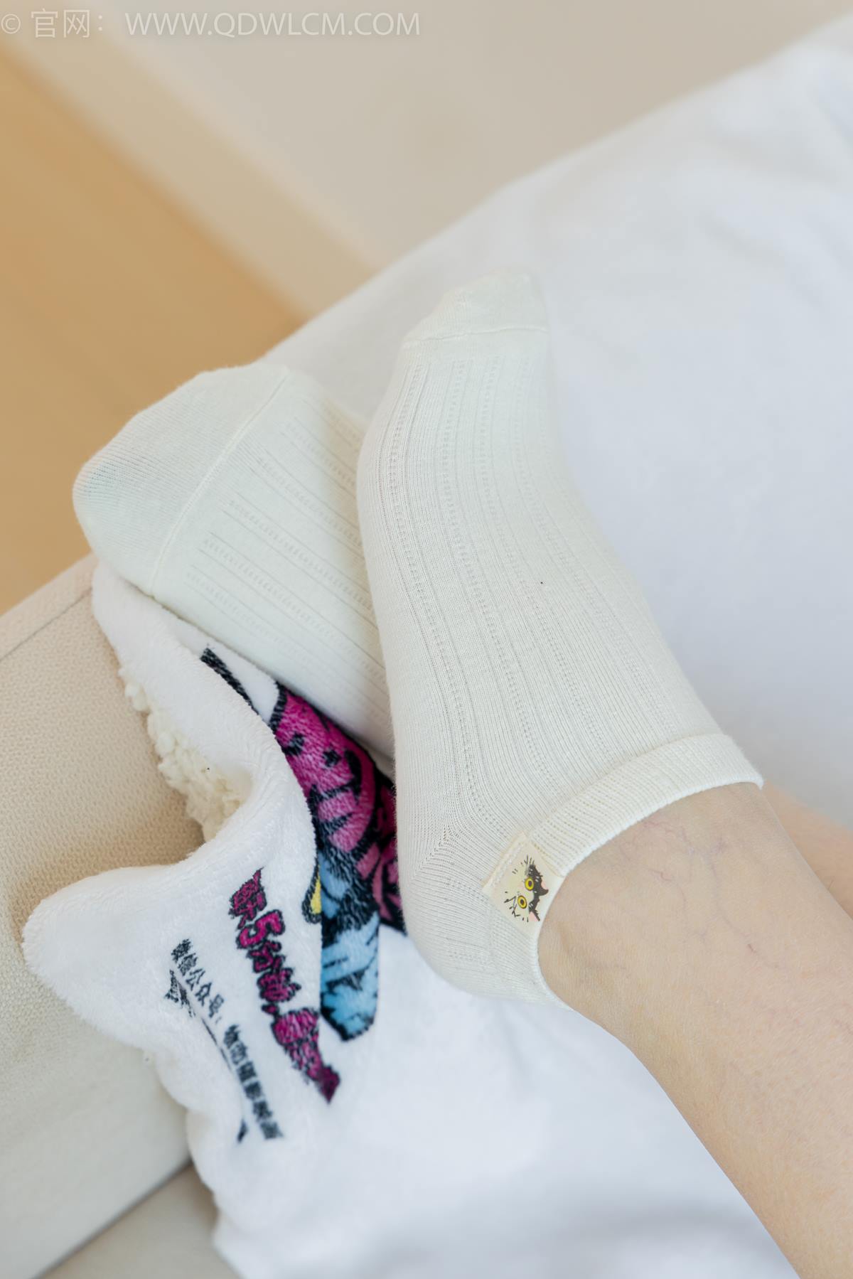 图片[49]-物恋传媒 NO.2348 小曦-板鞋、白棉袜、裸足[155P] – 速更版-美库