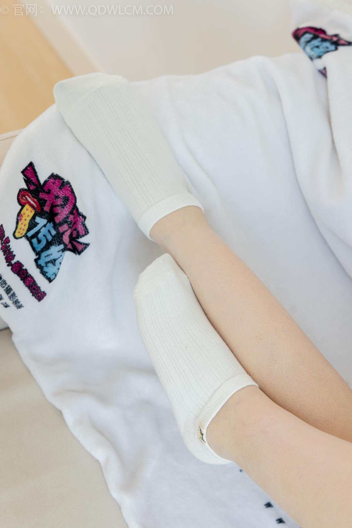 图片[51]-物恋传媒 NO.2348 小曦-板鞋、白棉袜、裸足[155P] – 速更版-美库