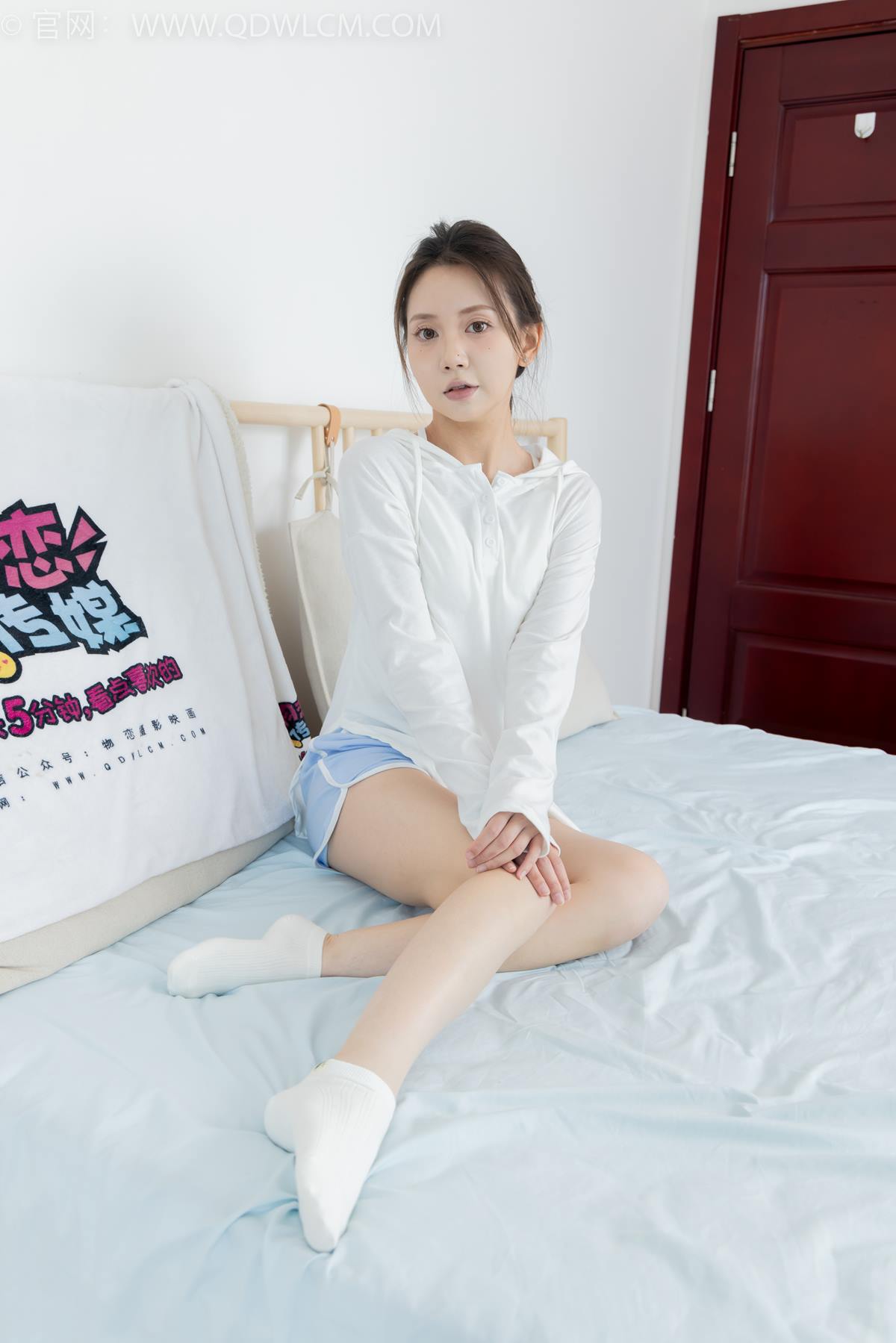 图片[93]-物恋传媒 NO.2348 小曦-板鞋、白棉袜、裸足[155P] – 速更版-美库