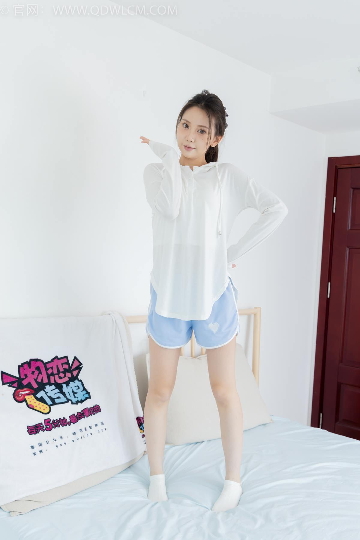 图片[105]-物恋传媒 NO.2348 小曦-板鞋、白棉袜、裸足[155P] – 速更版-美库