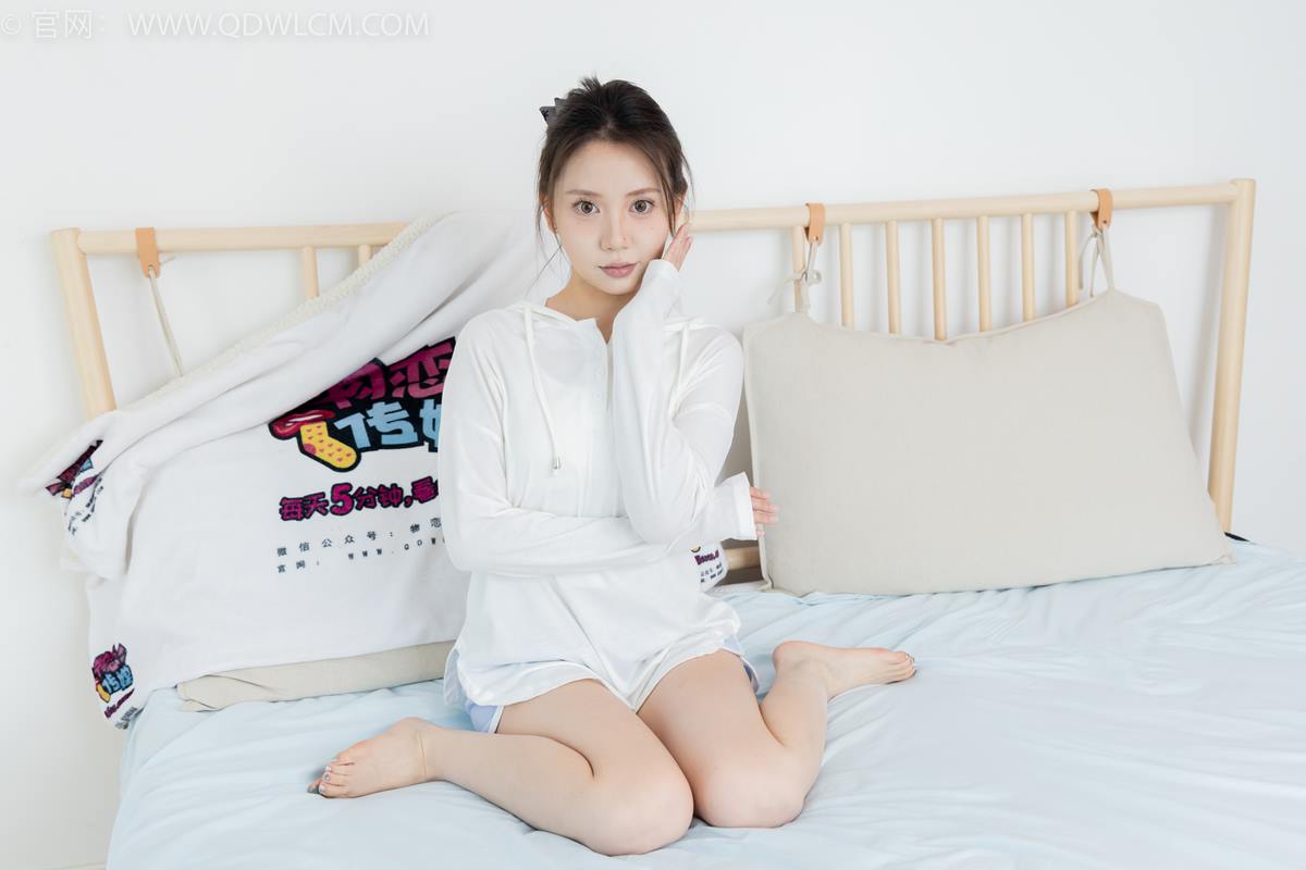 图片[121]-物恋传媒 NO.2348 小曦-板鞋、白棉袜、裸足[155P] – 速更版-美库