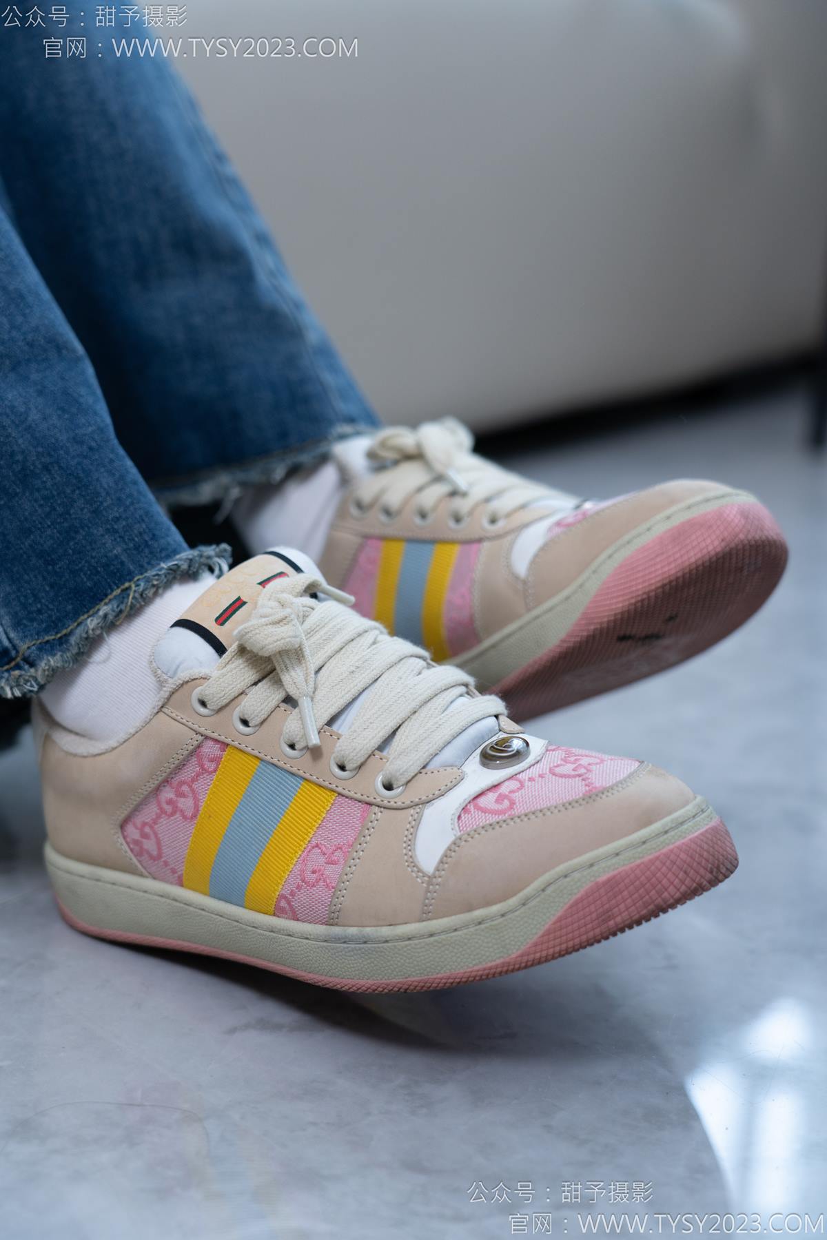 图片[17]-甜予摄影 NO.170 珞珞-板鞋、白棉袜、裸足[98P] – 速更版-美库