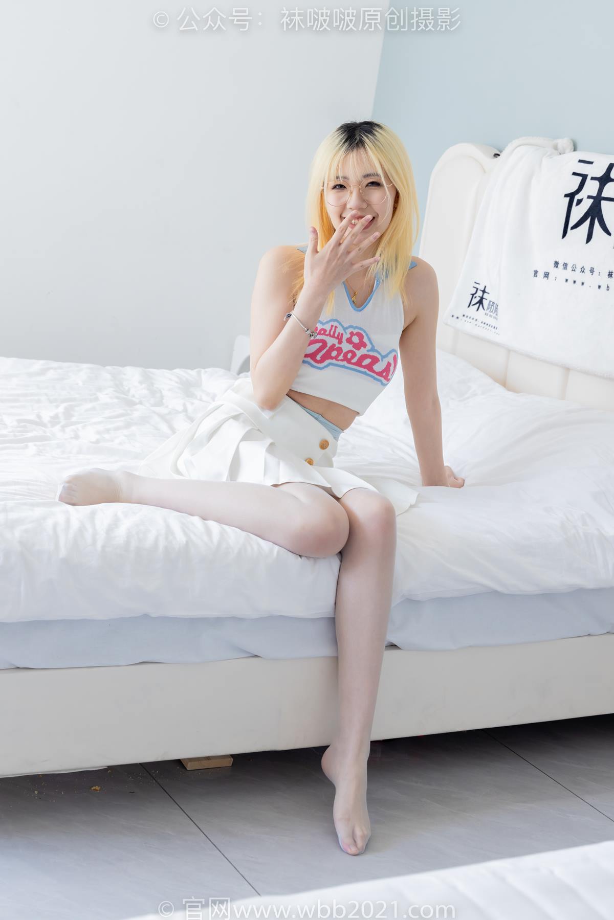 图片[13]-[BoBoSocks袜啵啵]NO.543 小甜豆 高跟鞋、油亮淡蓝丝、腰丝[150P] – 速更版-美库