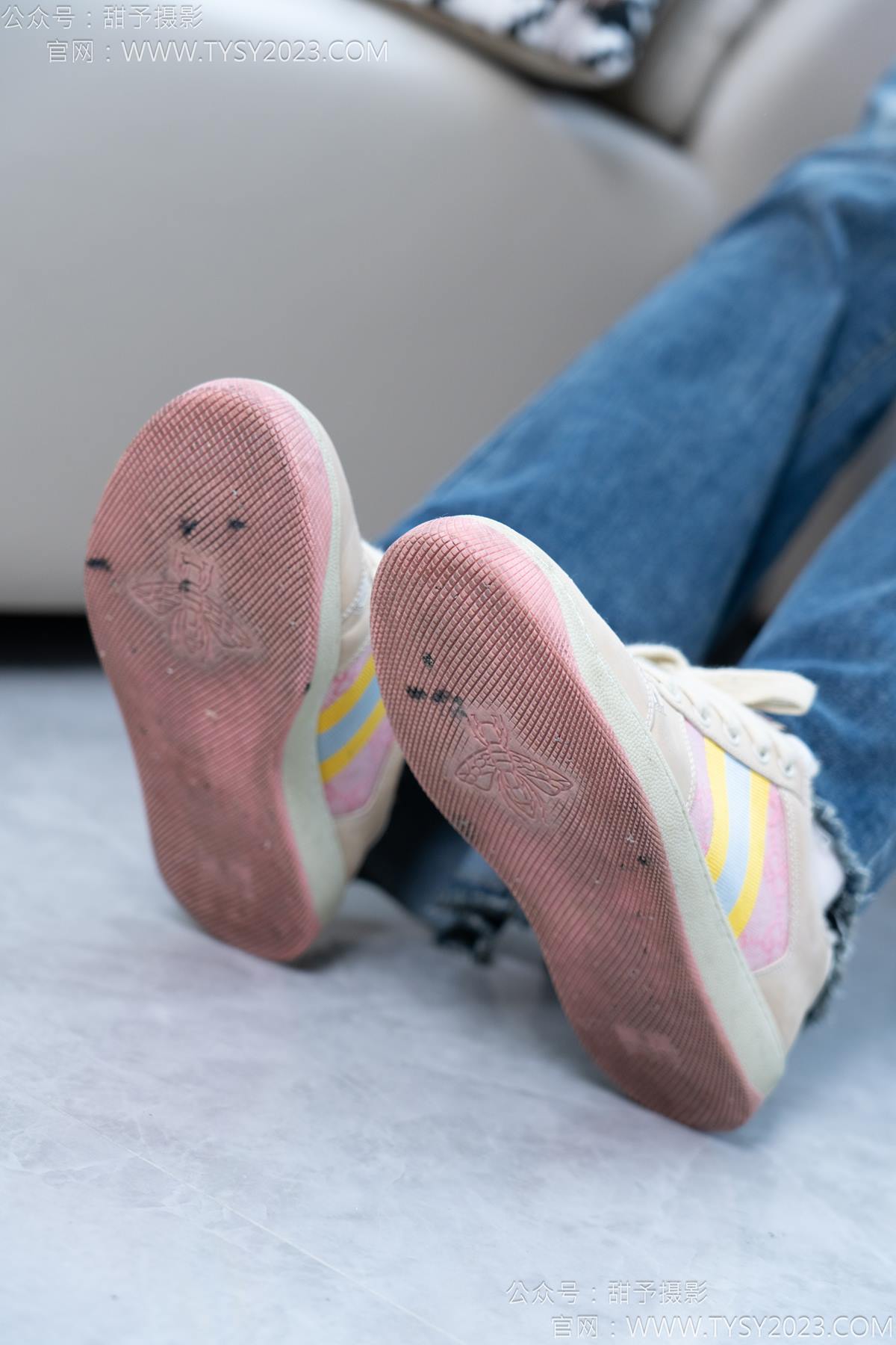 图片[21]-甜予摄影 NO.170 珞珞-板鞋、白棉袜、裸足[98P] – 速更版-美库