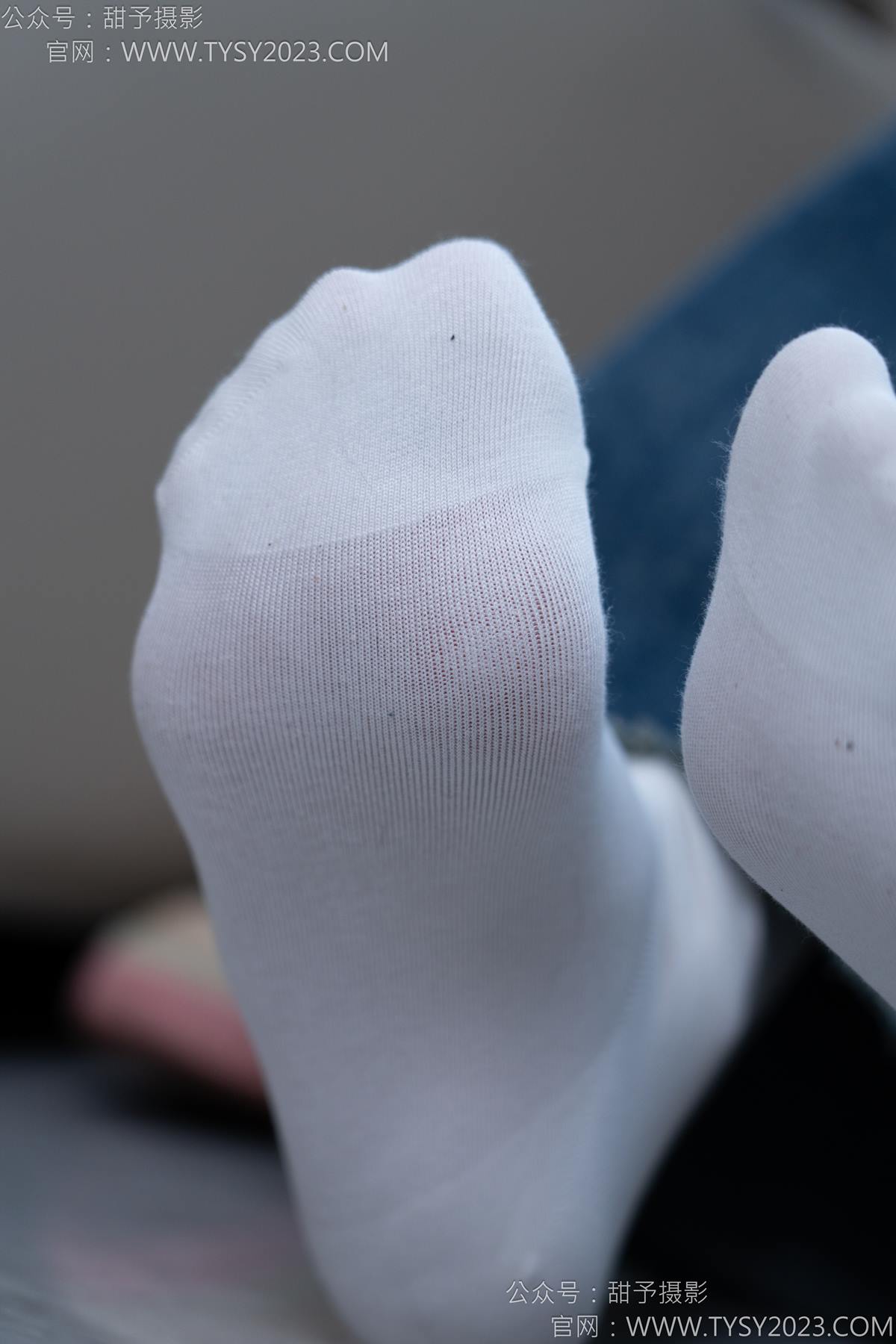 图片[33]-甜予摄影 NO.170 珞珞-板鞋、白棉袜、裸足[98P] – 速更版-美库
