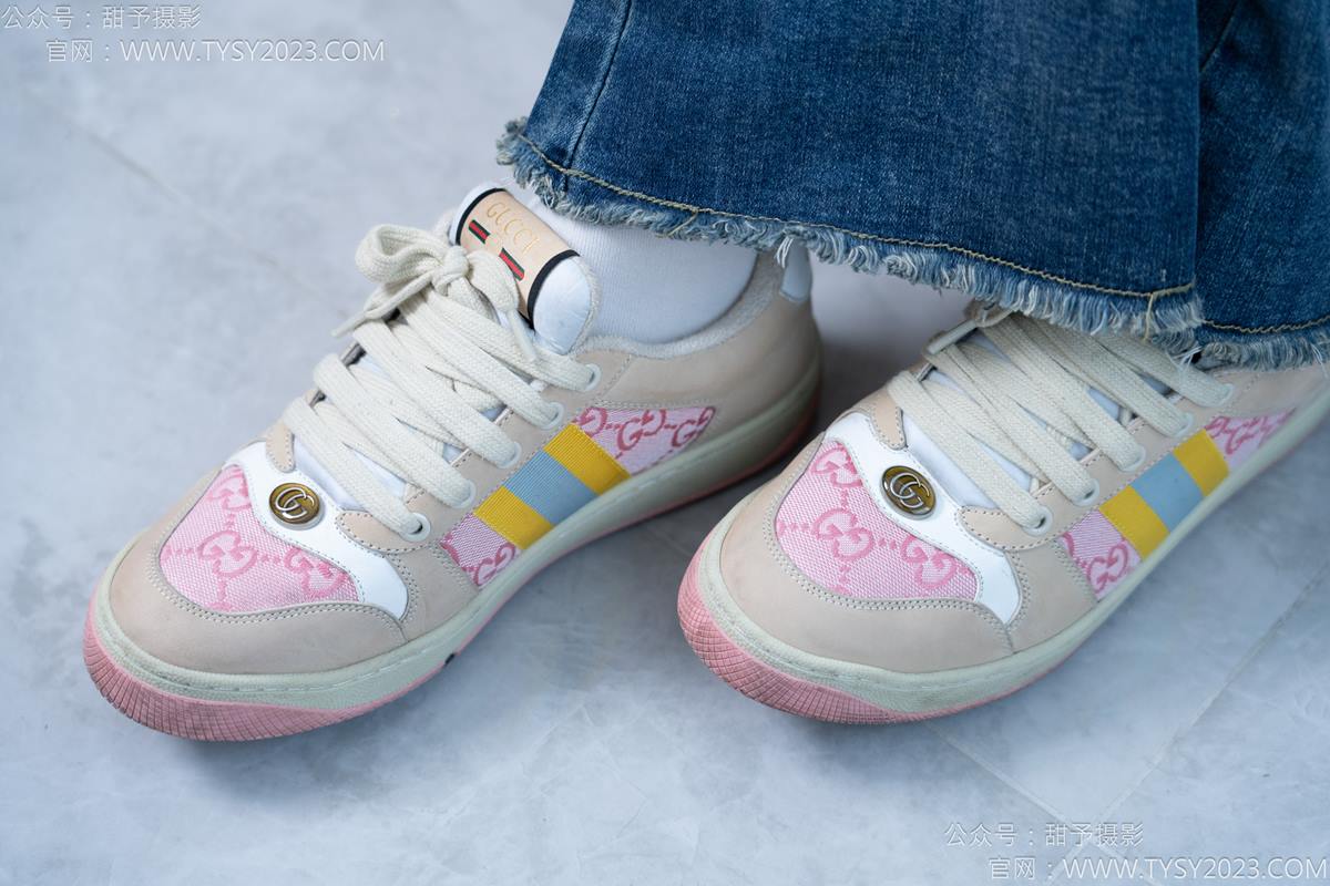 图片[41]-甜予摄影 NO.170 珞珞-板鞋、白棉袜、裸足[98P] – 速更版-美库