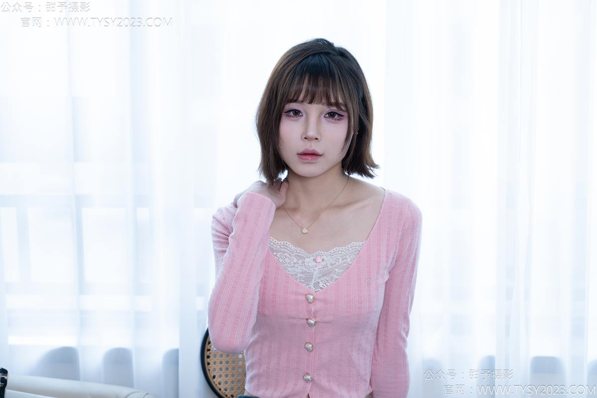 图片[85]-甜予摄影 NO.170 珞珞-板鞋、白棉袜、裸足[98P] – 速更版-美库