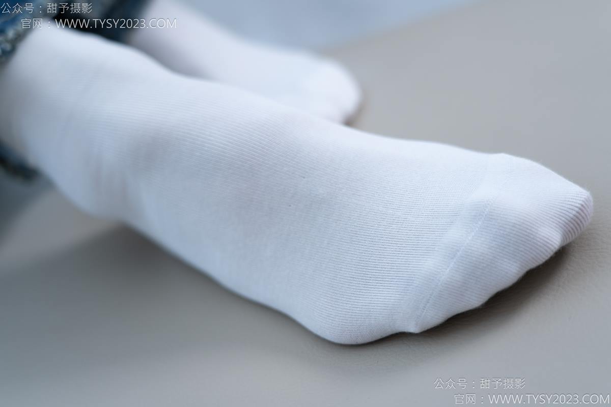 图片[87]-甜予摄影 NO.170 珞珞-板鞋、白棉袜、裸足[98P] – 速更版-美库