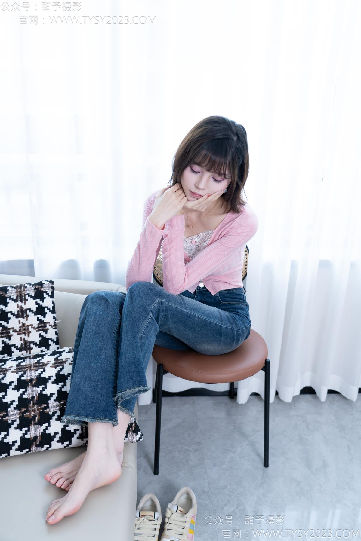 图片[96]-甜予摄影 NO.170 珞珞-板鞋、白棉袜、裸足[98P] – 速更版-美库