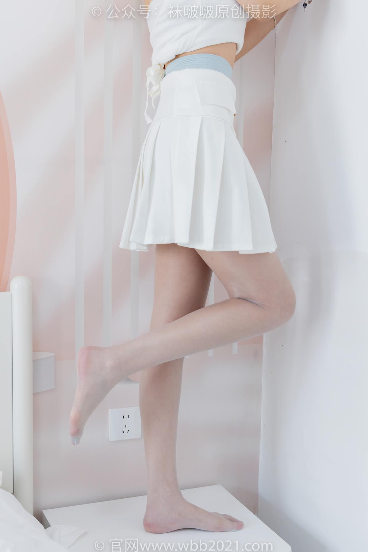 图片[91]-[BoBoSocks袜啵啵]NO.543 小甜豆 高跟鞋、油亮淡蓝丝、腰丝[150P] – 速更版-美库